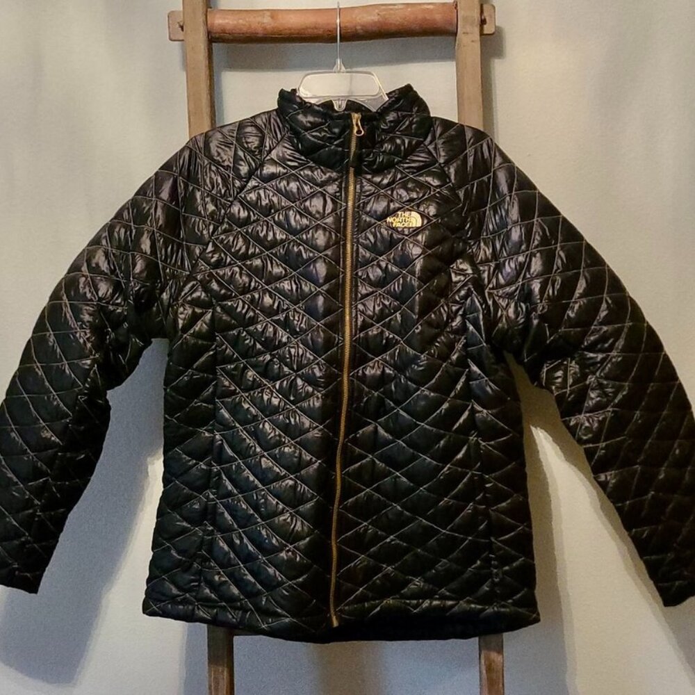 NWT - Limited Edition NORTH FACE Thermoball Full Zip Puffer Jacket - Women's XL!